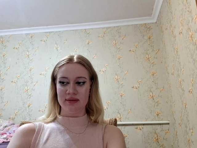 linafinay live cam on BongaCams