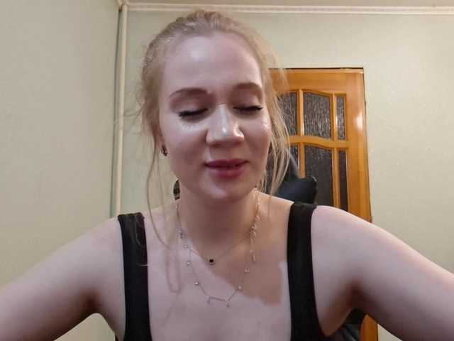 linafinay live cam on BongaCams