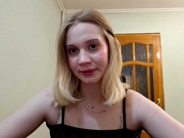 linafinay live cam on BongaCams