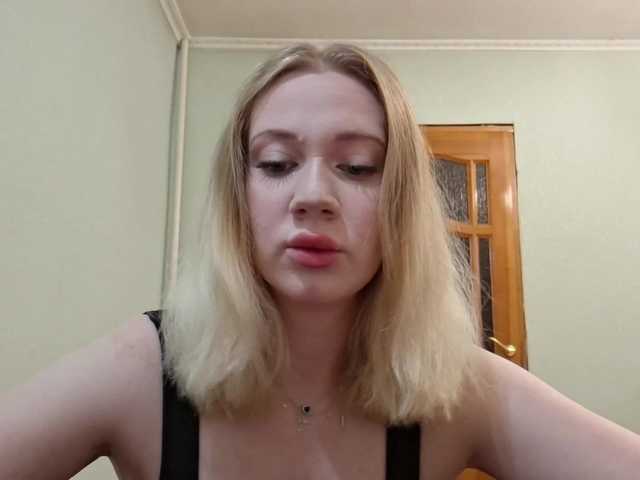 linafinay live cam on BongaCams