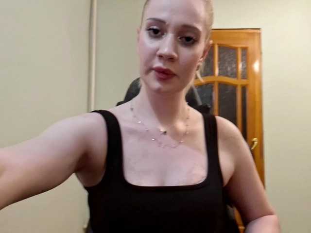 linafinay live cam on BongaCams