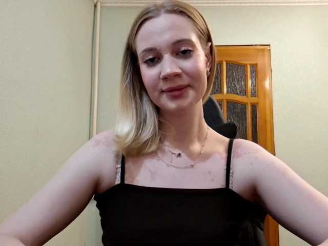 linafinay live cam on BongaCams