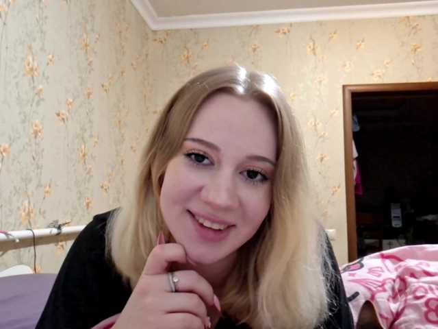 linafinay live cam on BongaCams