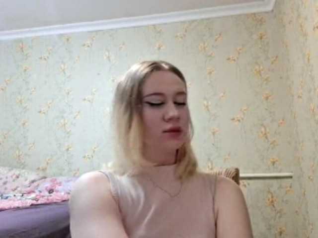 linafinay live cam on BongaCams