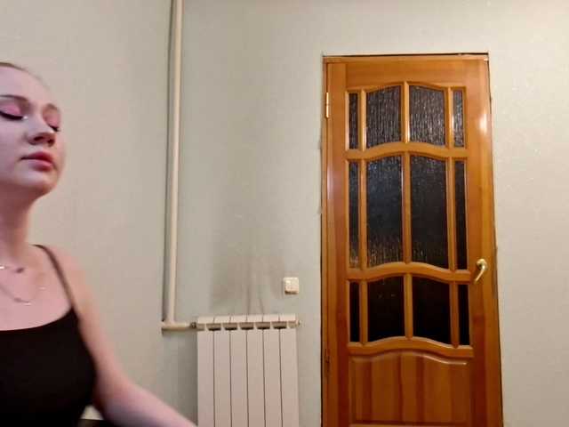 linafinay live cam on BongaCams