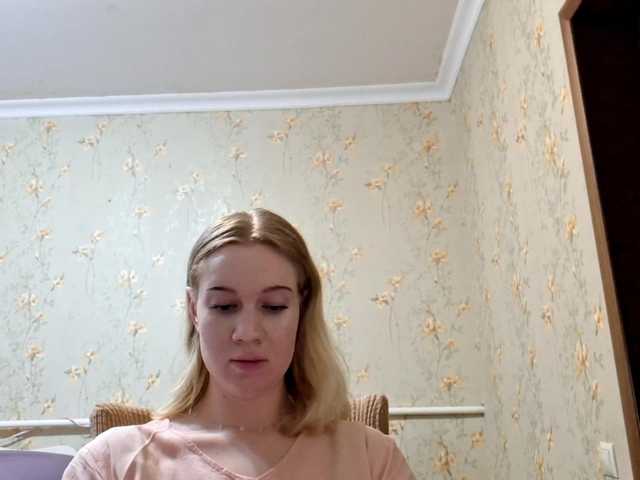 linafinay live cam on BongaCams