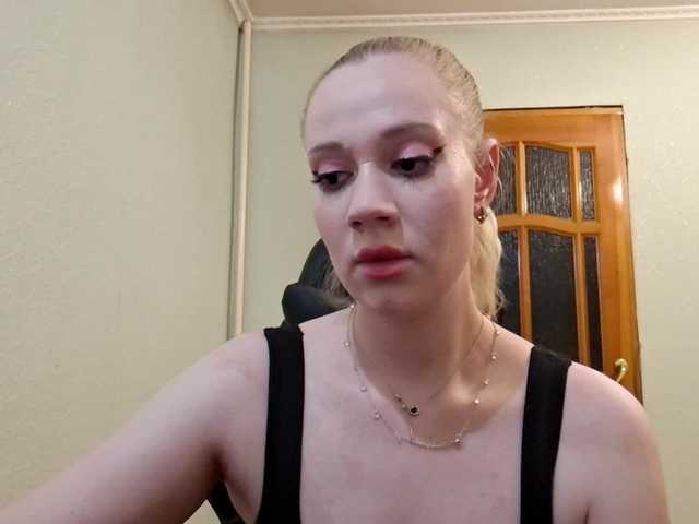 linafinay live cam on BongaCams