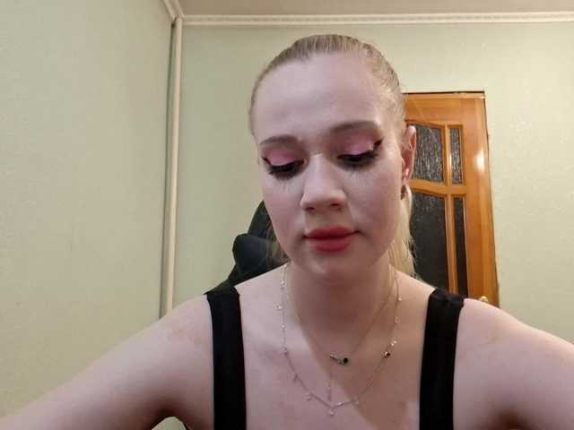linafinay live cam on BongaCams