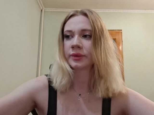 linafinay live cam on BongaCams