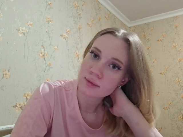 linafinay live cam on BongaCams