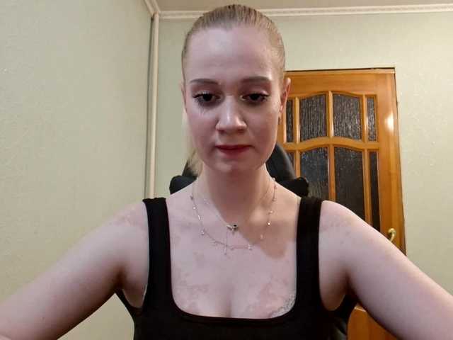 linafinay live webcam show