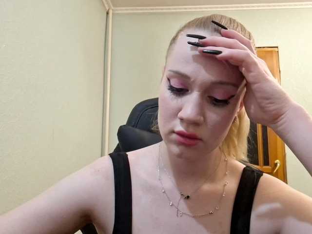 linafinay live cam on BongaCams