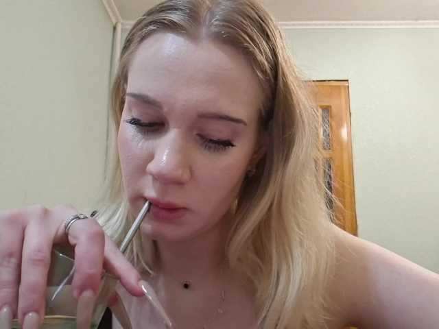 linafinay live cam on BongaCams