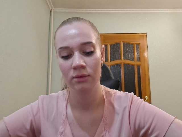 linafinay live cam on BongaCams