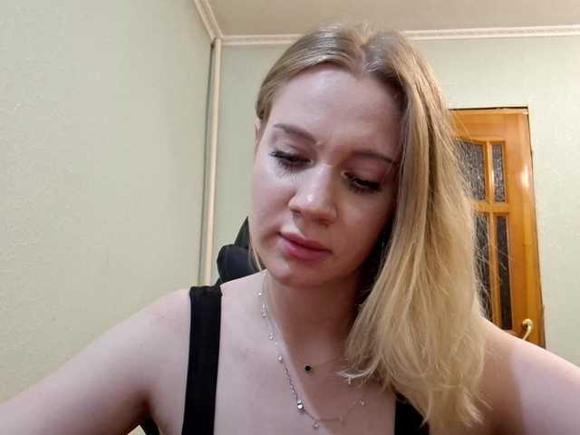 linafinay live cam on BongaCams