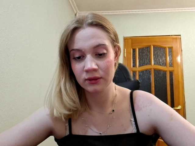 linafinay live webcam show