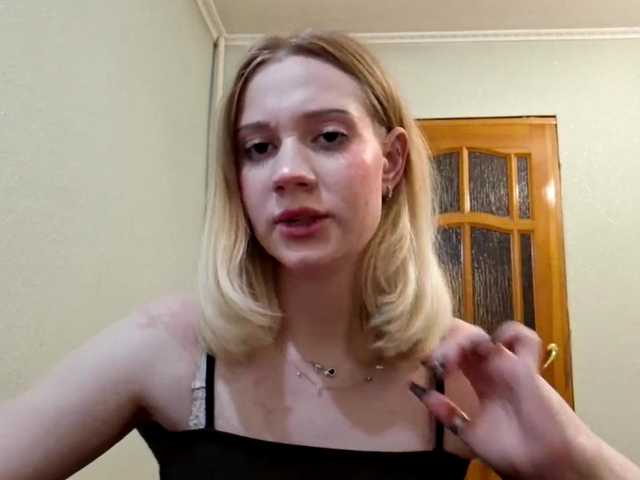 linafinay live cam on BongaCams