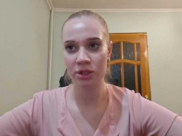 linafinay live cam on BongaCams