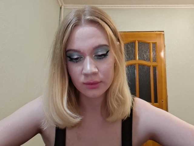 linafinay live cam on BongaCams