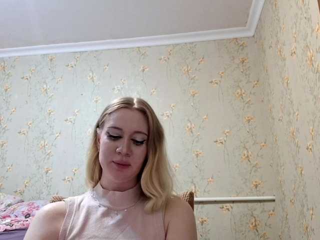 linafinay live cam on BongaCams