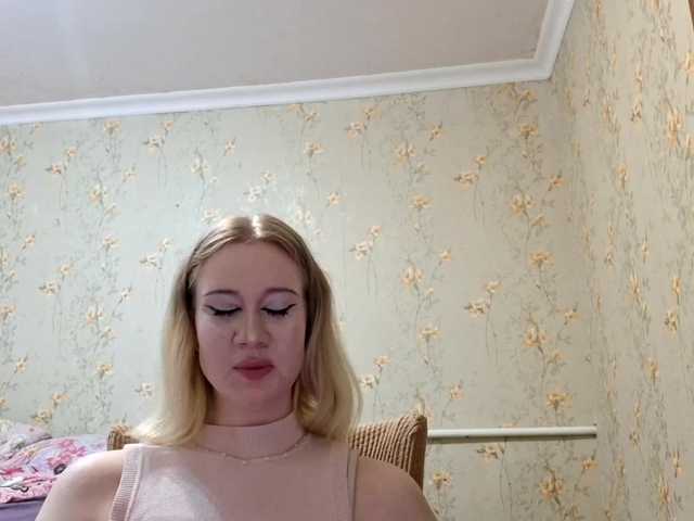linafinay live cam on BongaCams