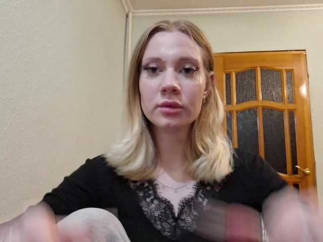 linafinay live cam