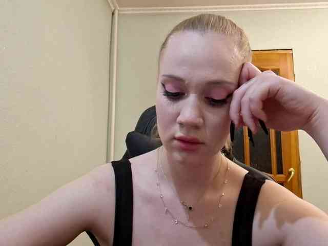 Modèle: linafinay