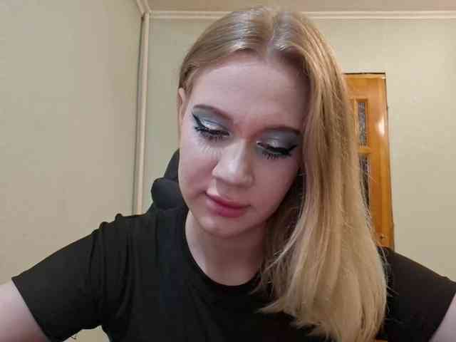 Modèle: linafinay