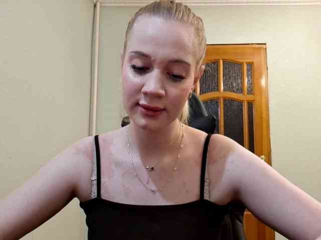 linafinay webcam