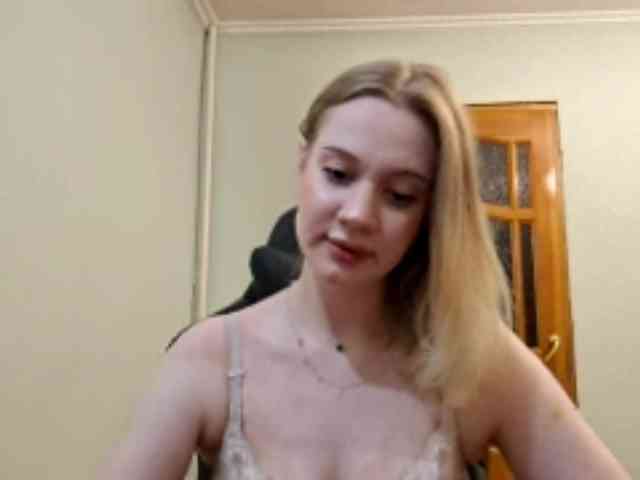 Modèle: linafinay