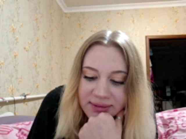 linafinay's live room