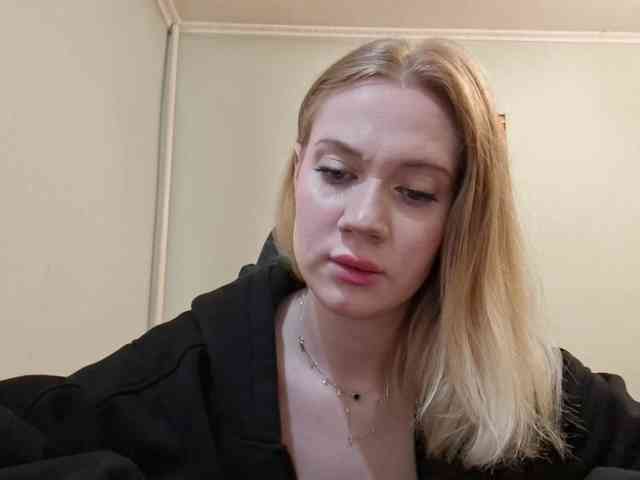 linafinay's live room