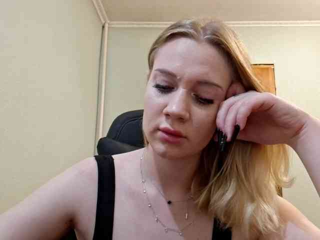 Modèle: linafinay