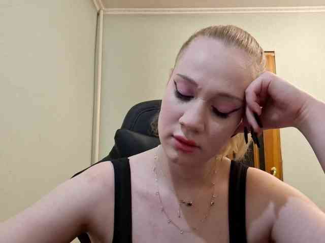 Modèle: linafinay