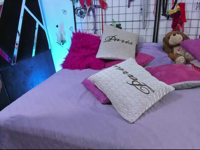 blaackandwhite live cam on UnifiedCams