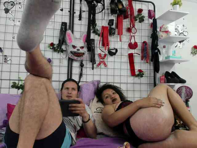 blaackandwhite Live Webcam on BongaCams