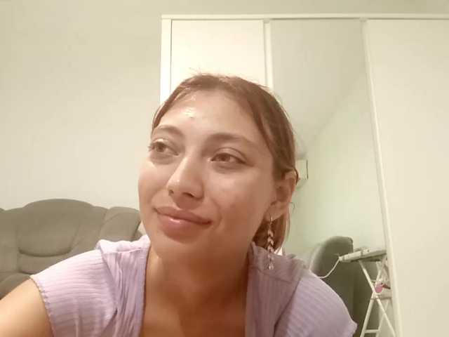 FlappySap — live female cam