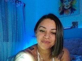 AdeleGreyhot Porn Show