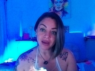 AdeleGreyhot Porn Show