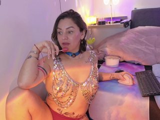 AdeleGreyhot Porn Show