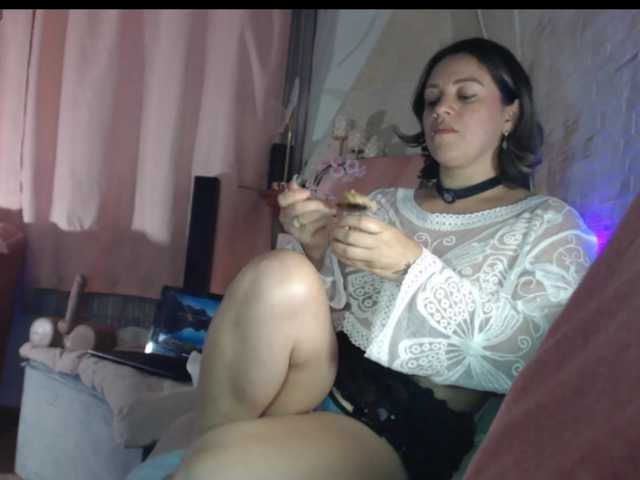 AdeleGreyhot