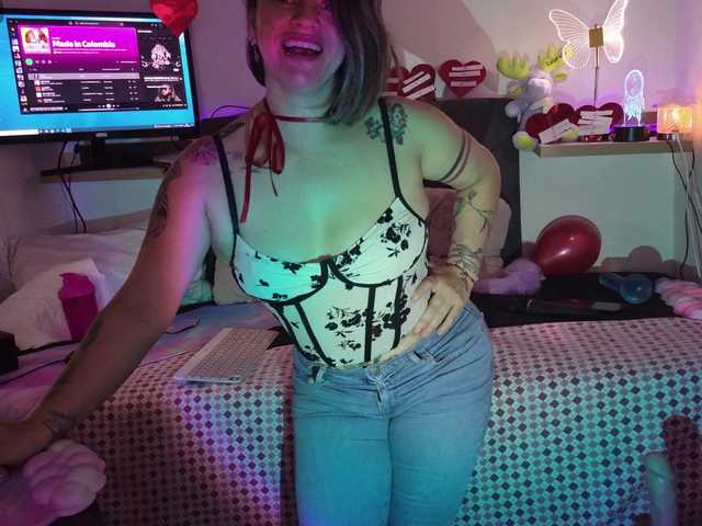 AdeleGreyhot