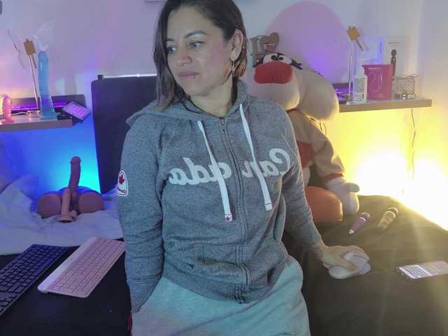 AdeleGreyhot