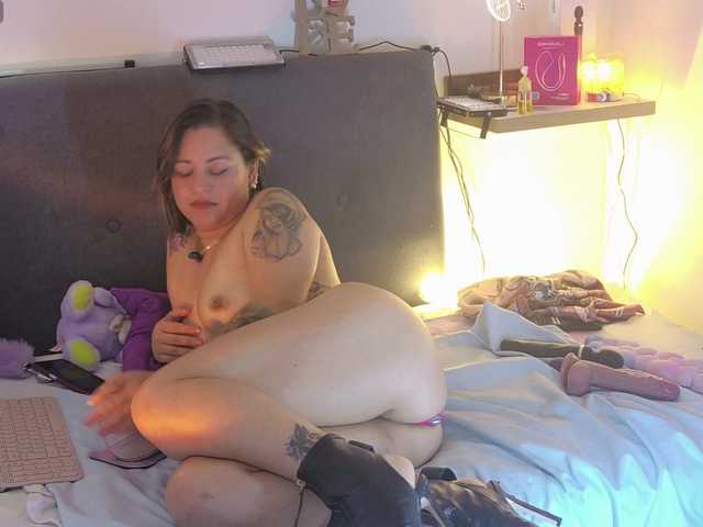 AdeleGreyhot
