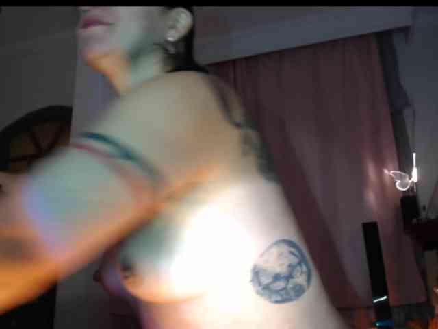 AdeleGreyhot webcam
