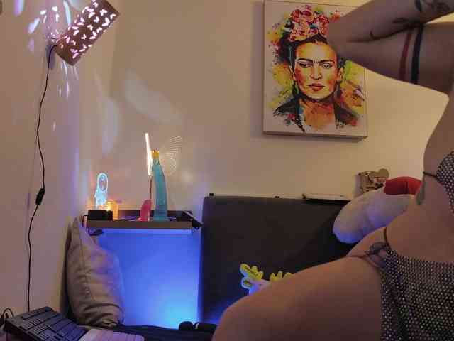 AdeleGreyhot webcam