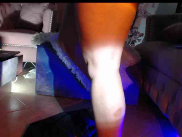 AdeleGreyhot webcam