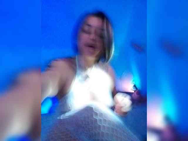 AdeleGreyhot webcam