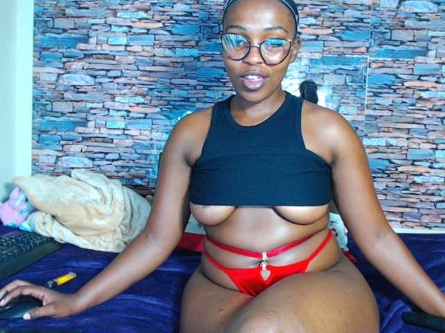 SpicyStormx live cam on BongaCams