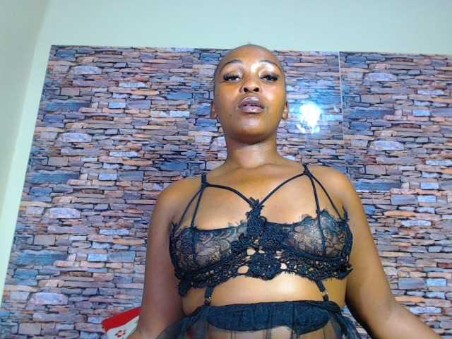 SpicyStormx Прямой эфир на BongaCams